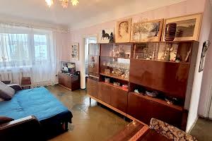 квартира за адресою Кам'янецька вул., 75