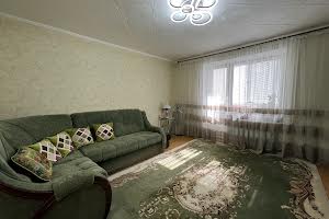 квартира за адресою Івана Миколайчука вул., 18