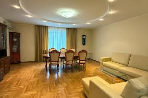 квартира за адресою Ливарна, 9