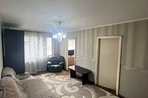 квартира за адресою Євгена Танцюри вул., 48