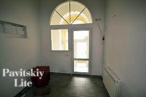 комерційна за адресою Кожум'яцька вул., 20