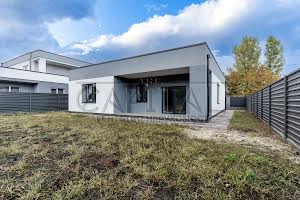 дом по адресу с. Погребы, Броварський район