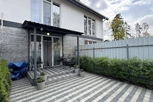 будинок за адресою Кленова вул.