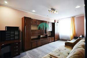 квартира за адресою Довга вул., 20в