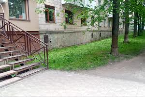 коммерческая по адресу вул.безручка, 14