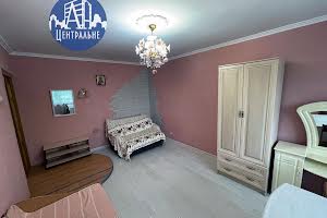 квартира по адресу Комарова, 30