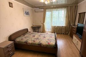 квартира за адресою Олександрівська вул. (Дзержинського), 56