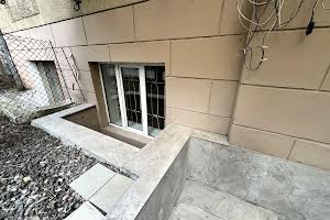 комерційна за адресою Ярослава Пастернака вул., 4