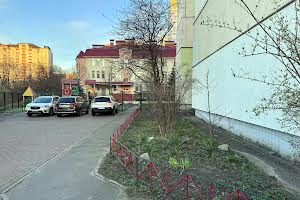 квартира за адресою Федора Ернста вул., 8