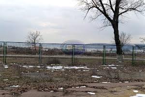 комерційна за адресою Центральна, 1