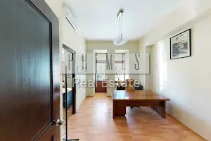 комерційна за адресою Саксаганського вул., 58