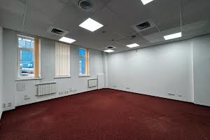 комерційна за адресою Героїв Космосу вул., 4