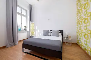 квартира за адресою Пантелеймона Куліша вул., 25