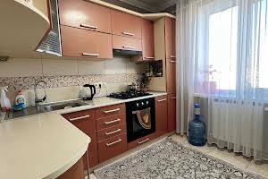 квартира за адресою Гната Хоткевича вул., 75А
