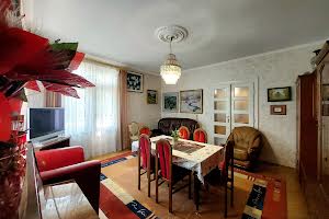 квартира за адресою Мельника, 4