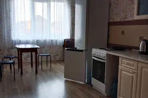 квартира за адресою Яблунева, 8