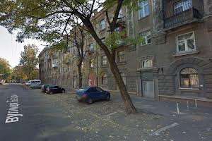 комерційна за адресою Базарна вул., 75