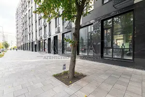 комерційна за адресою Шолуденка вул., 30