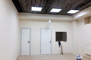 комерційна за адресою Анни Ахматової вул., 14А