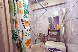 квартира за адресою Космонавтів вул., 56