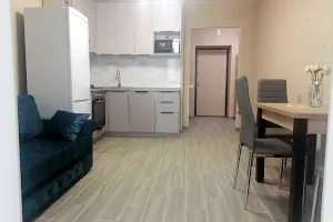 квартира за адресою Домбровського вул., 3б, к.4-7