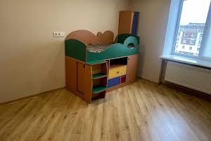 квартира за адресою Коновальця вул., 5
