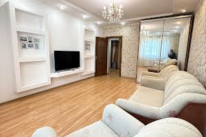 квартира за адресою Євгена Чикаленка вул., 59и