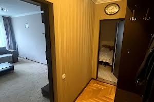 квартира за адресою Івана Миколайчука вул., 12