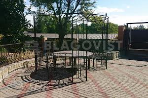 будинок за адресою Садова