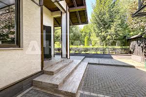 будинок за адресою Краєвидна вул.