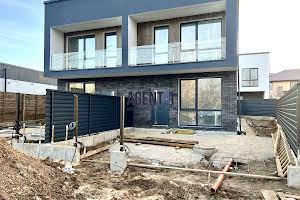 будинок за адресою Центральна вул.