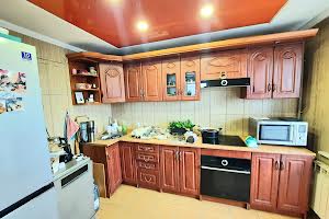 квартира за адресою Івана Франка просп., 10
