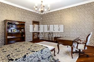 будинок за адресою с. Лісники, Родини Рубанів вул.