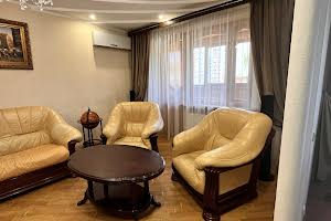 квартира по адресу Квартальная ул., 7