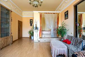 квартира за адресою Жуковського вул., 1