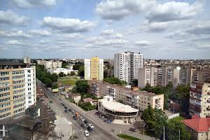 комерційна за адресою Чорновола вул., 29