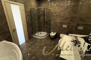 комерційна за адресою Київ, Кловський узвіз, 7a