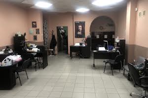 комерційна за адресою Легоцького, 2