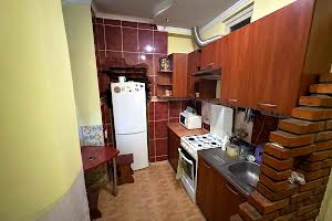 квартира за адресою Пантелеймона Куліша вул., 4