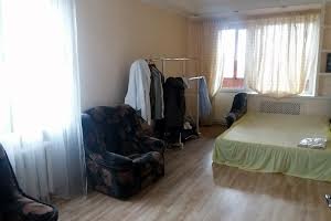 квартира за адресою Гната Юри вул., 4