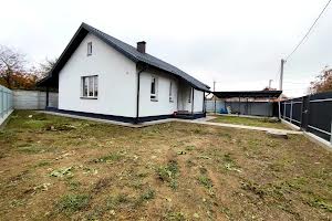 будинок за адресою Центральна, 10