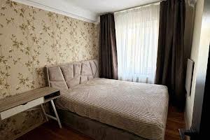 квартира за адресою Польова вул., 73