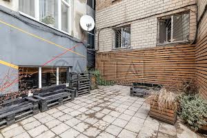 комерційна за адресою Київ, Січових Стрільців вул. (Артема), 21