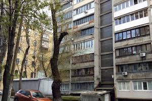 квартира по адресу Украинских Героев пл. (Льва Толстого)