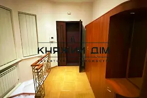 дом по адресу Бровары, Молодіжна, 5А
