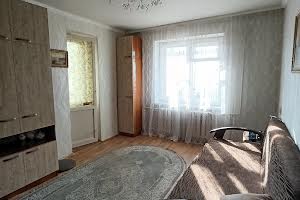 квартира по адресу вул. Небесної Сотні, 24
