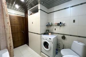 квартира за адресою Травнева вул., 4