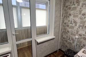 квартира за адресою Космонавтів вул., 148г