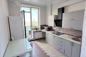 квартира за адресою Перлинна вул., 3