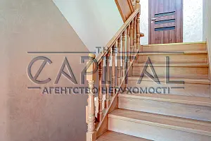 коммерческая по адресу вул. Березнева, 20